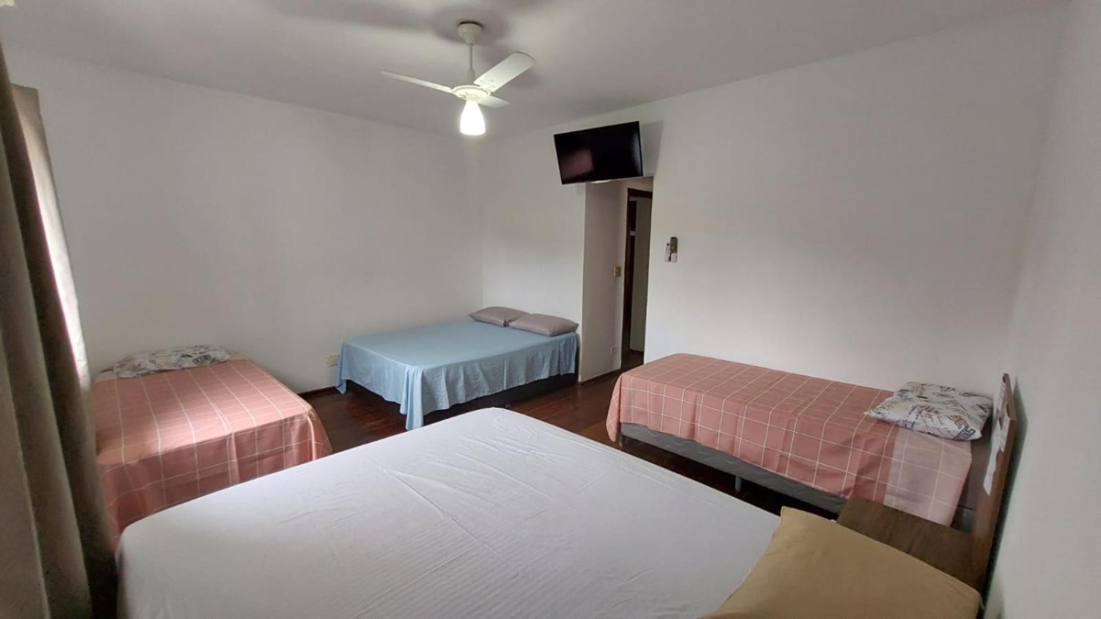 Suites 500M Praia Da Enseada 瓜鲁雅 外观 照片