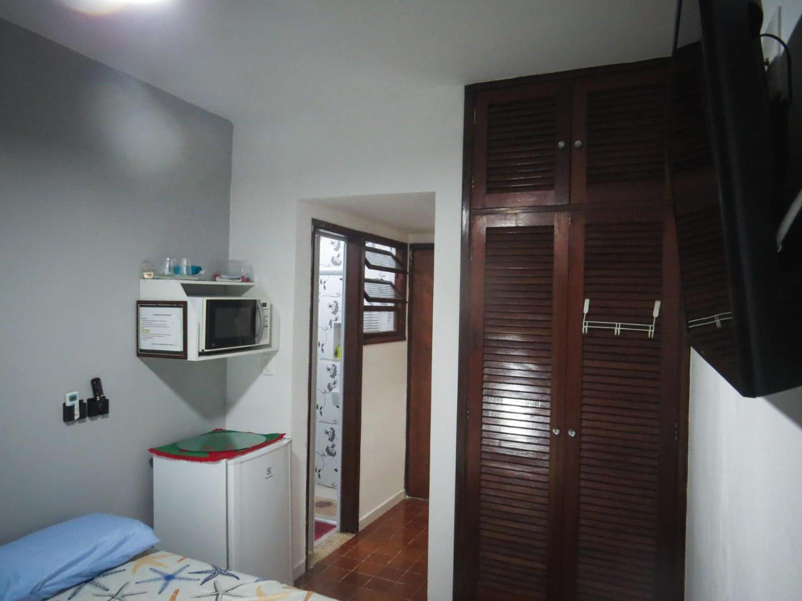 Suites 500M Praia Da Enseada 瓜鲁雅 外观 照片